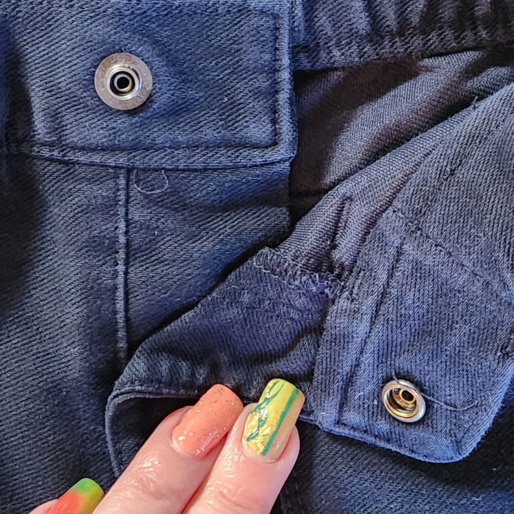 Old Navy 3 Piece Bundle 12-24 Months Soft Cargo Joggers Plaid Shirt & Cardigan - Picture 5 of 8